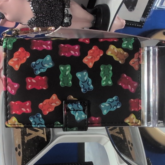 Betsey Johnson Gummy Bear Card Case/Wallet & Pair Pink Gummy Bear Earrings 💖 - Picture 4 of 8